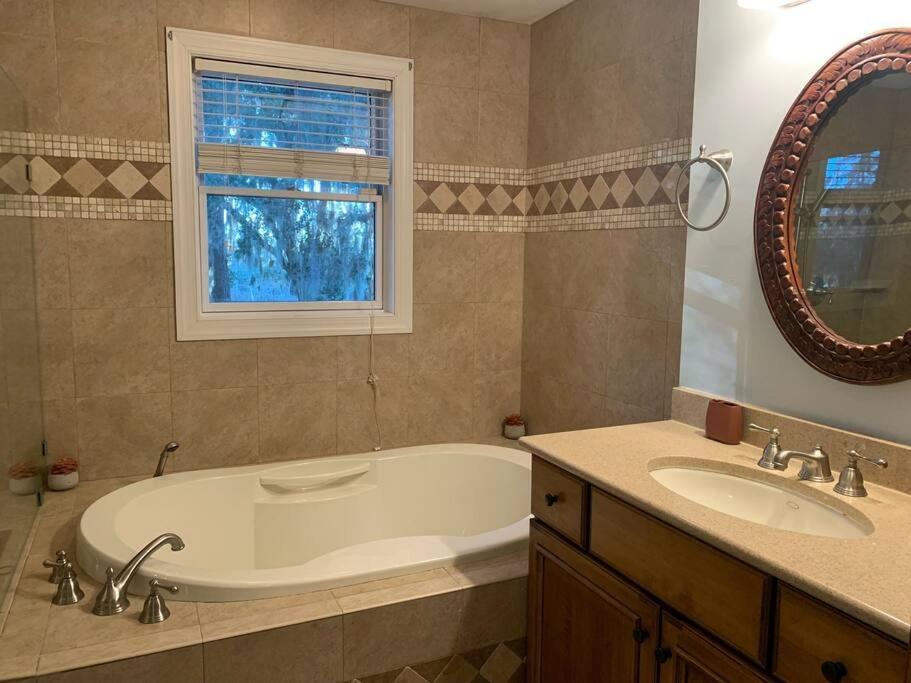 Entire Home! Waterfront And Trail-Backing! Beaufort Luaran gambar